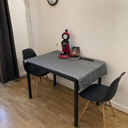 Studio Central Cosy Proche Gare Ruffec  Eksteriør billede